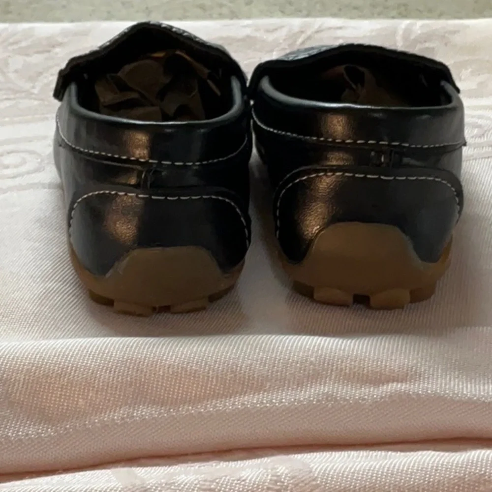 Toddlers Black Moccasins with Textured‎ Suede Finish